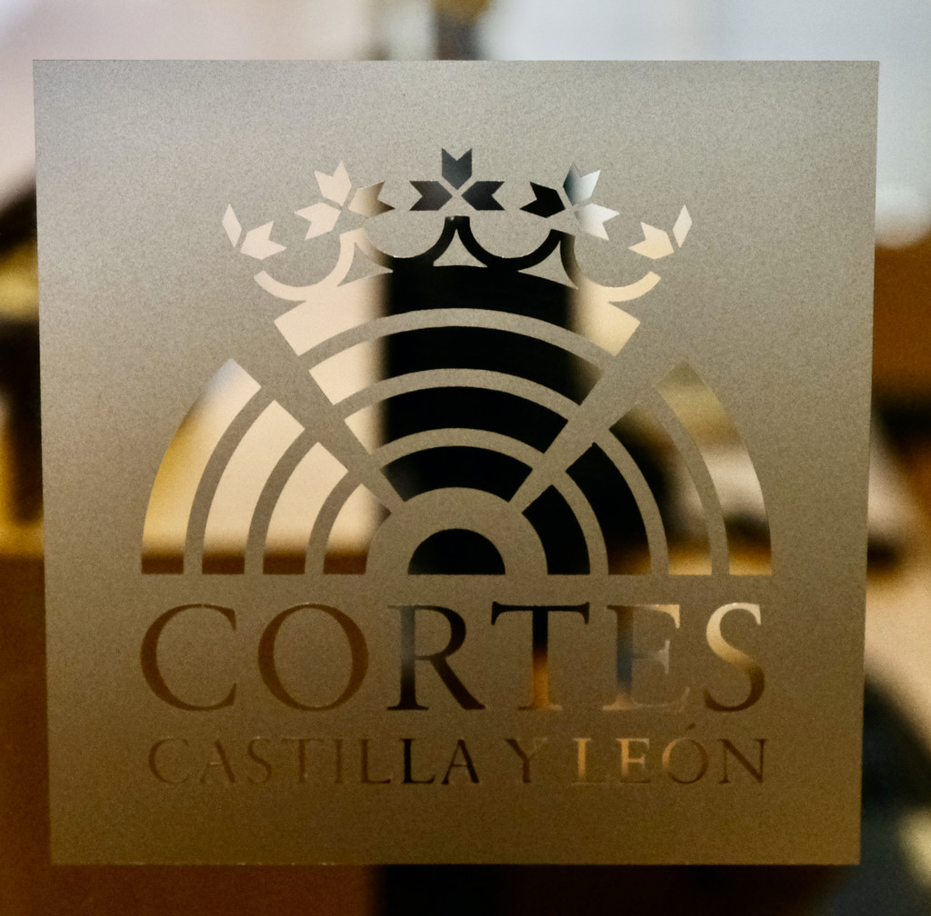 Logo Cortes