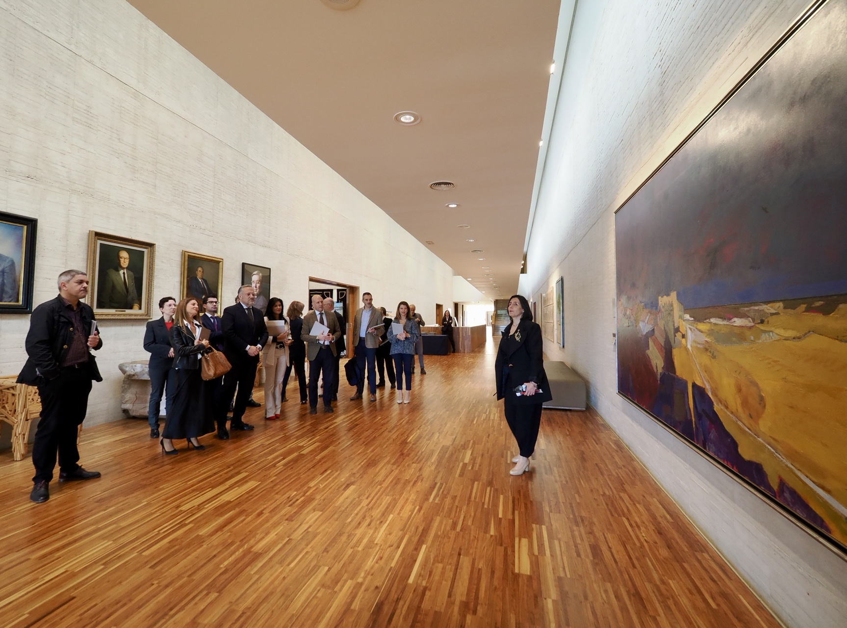 Pollán presenta el Catálogo de Obras de Arte de las Cortes y anuncia visitas guiadas al público
