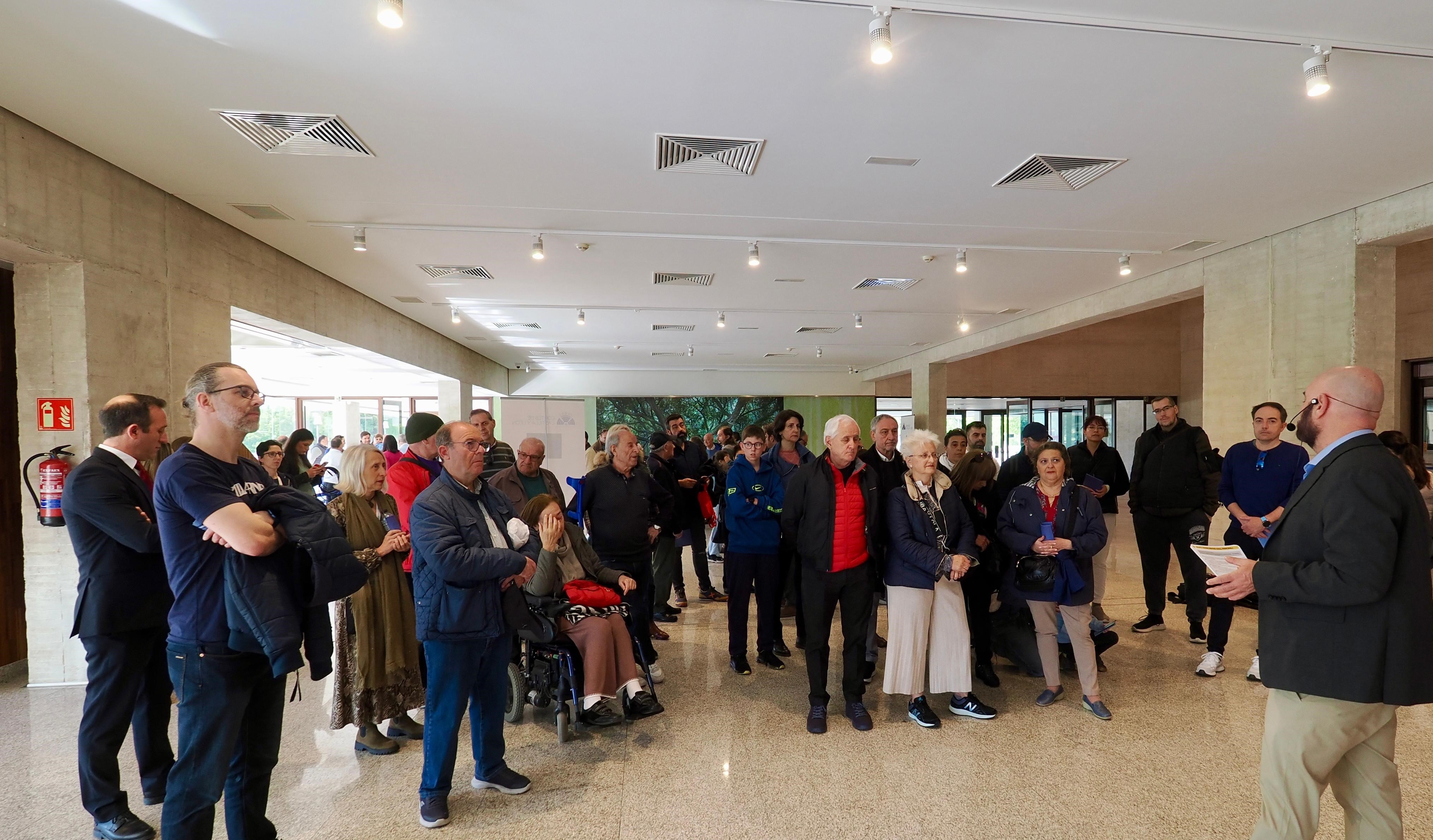 La Jornada de Puertas Abiertas en las Cortes supera la cifra de los 10.000 visitantes