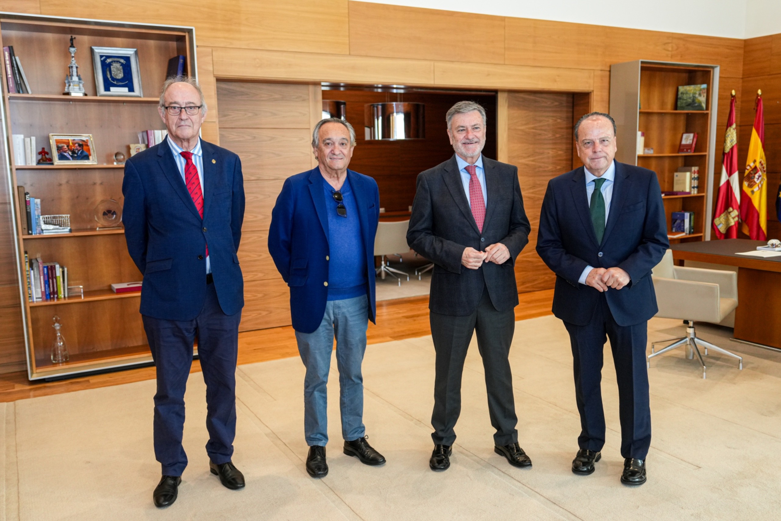 El Presidente de las Cortes se reúne con el Presidente del Consejo de Cuentas de Castilla y León