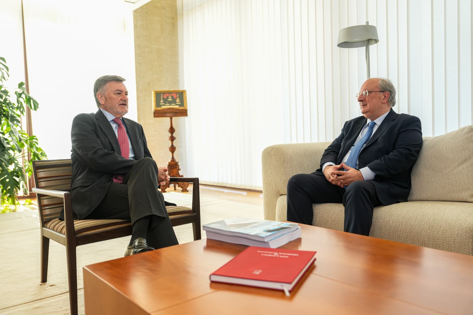 Encuentro del Presidente de las Cortes con el Presidente del Consejo Económico y Social de Castilla y León