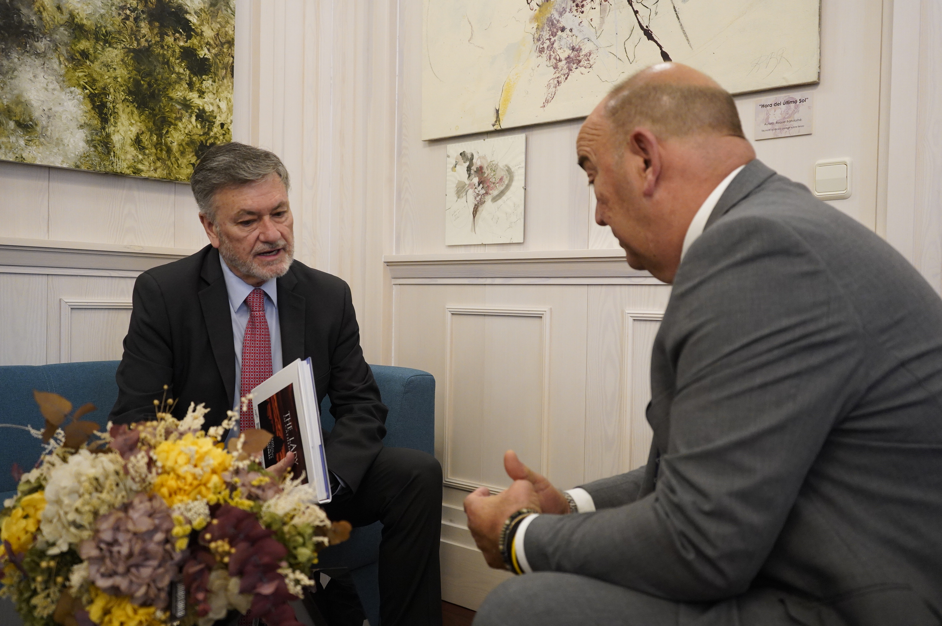 El presidente de las Cortes de Castilla y León visita la Diputación de Segovia en el marco de su agenda institucional