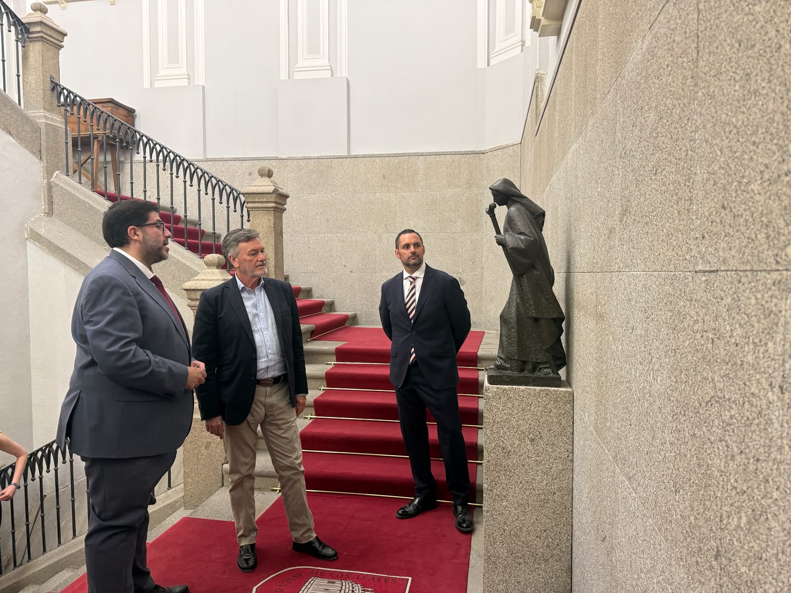 Las Cortes de Castilla y León refuerzan la colaboración institucional con el Ayuntamiento de Ávila
