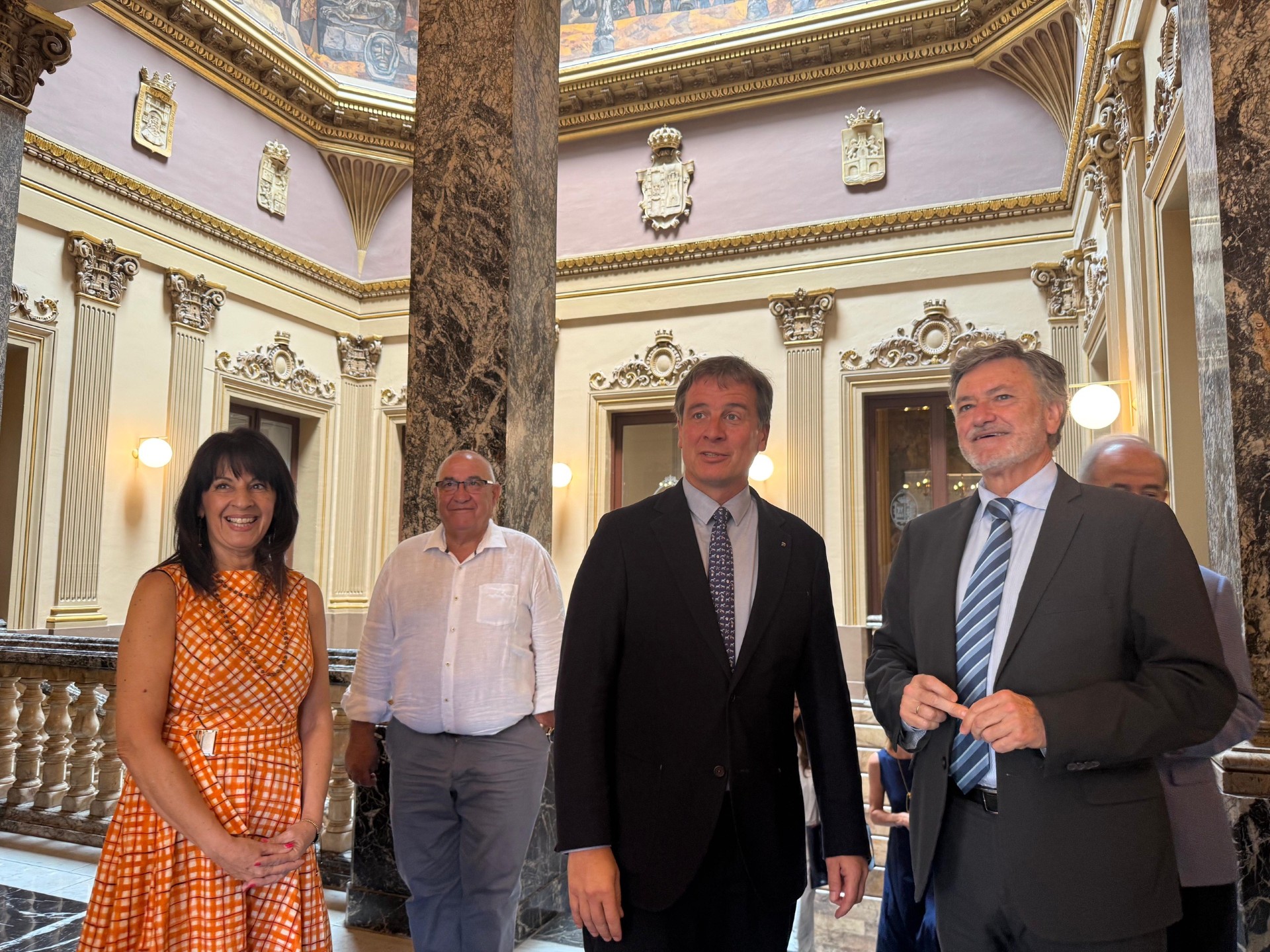 Las Cortes de Castilla y León y la Diputación de Burgos fortalecen su colaboración