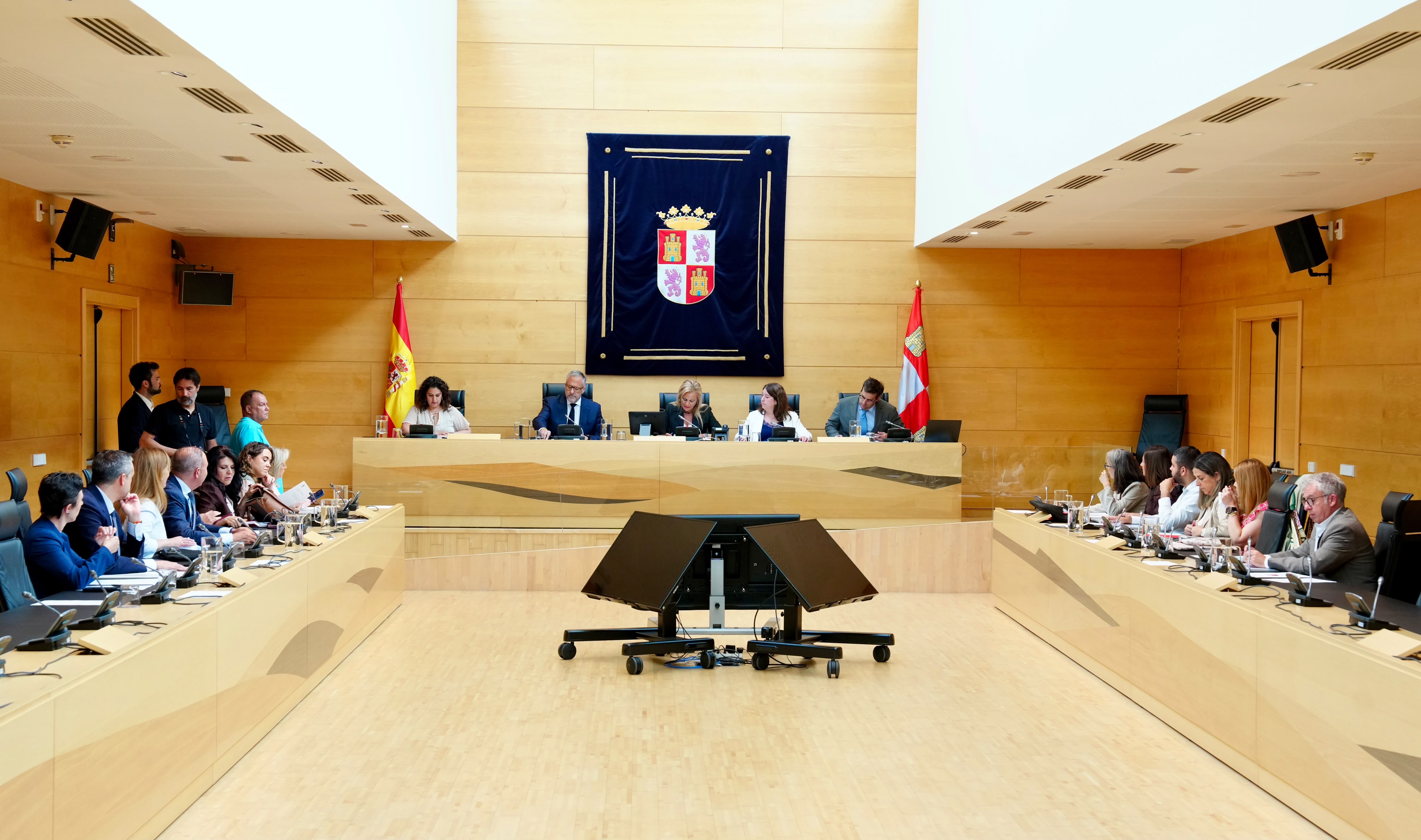 El Vicepresidente Primero de la Junta comparece en las Cortes para presentar el programa de actuaciones a desarrollar en la XII Legislatura